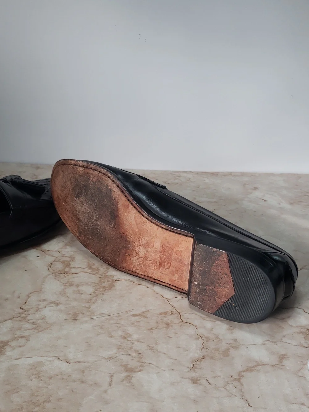 Cole Haan Black Leather Tassel Loafers for Men 9D